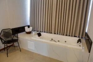 suite-1-Copia-300x200.webp